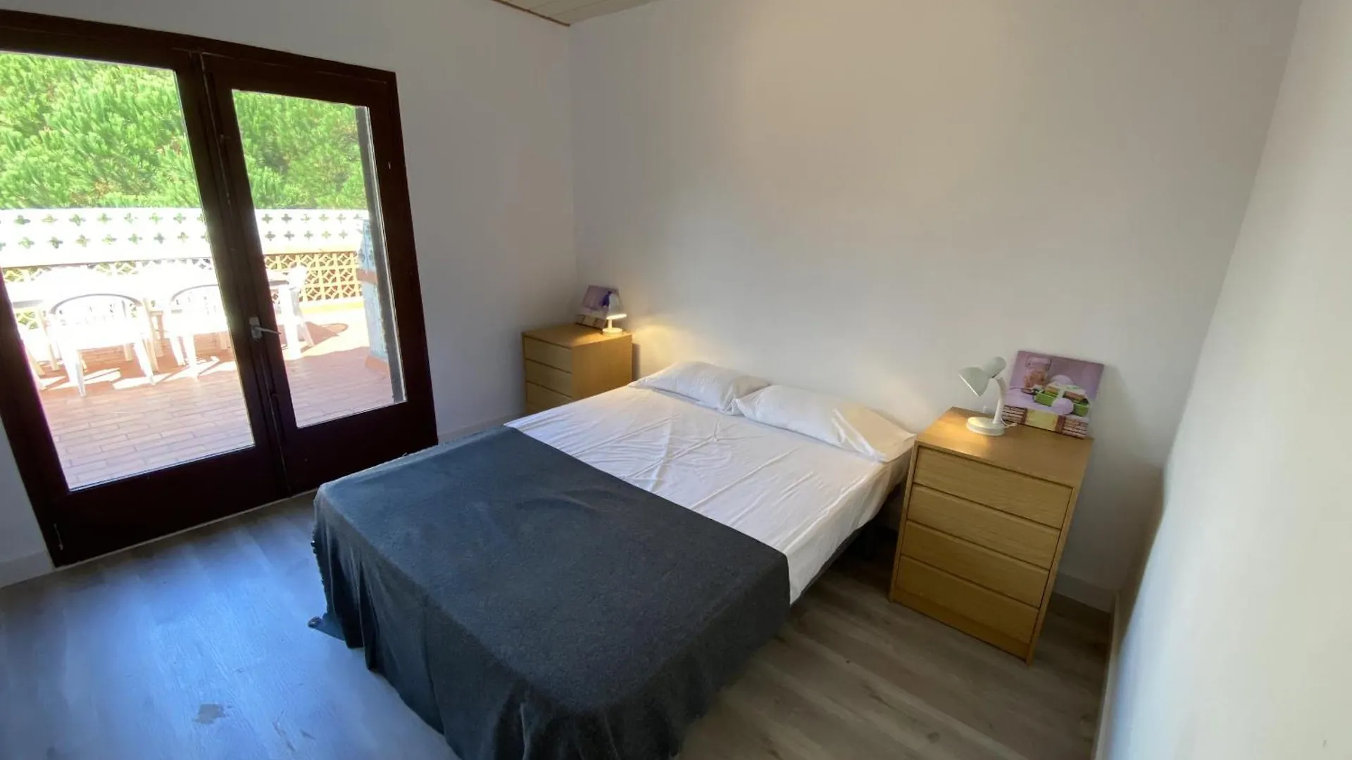 Rec Dalt - Mas Pinell Apartment Torroella De Montgri Spain