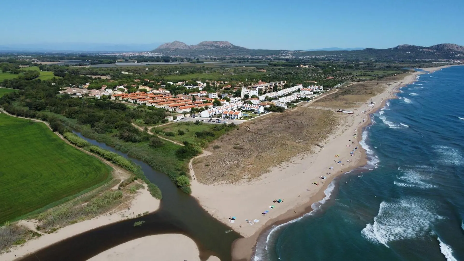 Rec Dalt - Mas Pinell Apartment Torroella De Montgri Spain